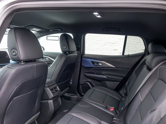 New 2026 Chevrolet Equinox EV LT image 15