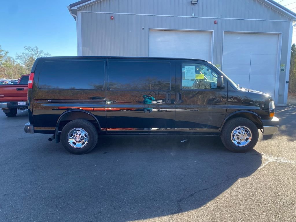 Used 2019 Chevrolet Express 2500 w/ Driver Convenience Package image 4