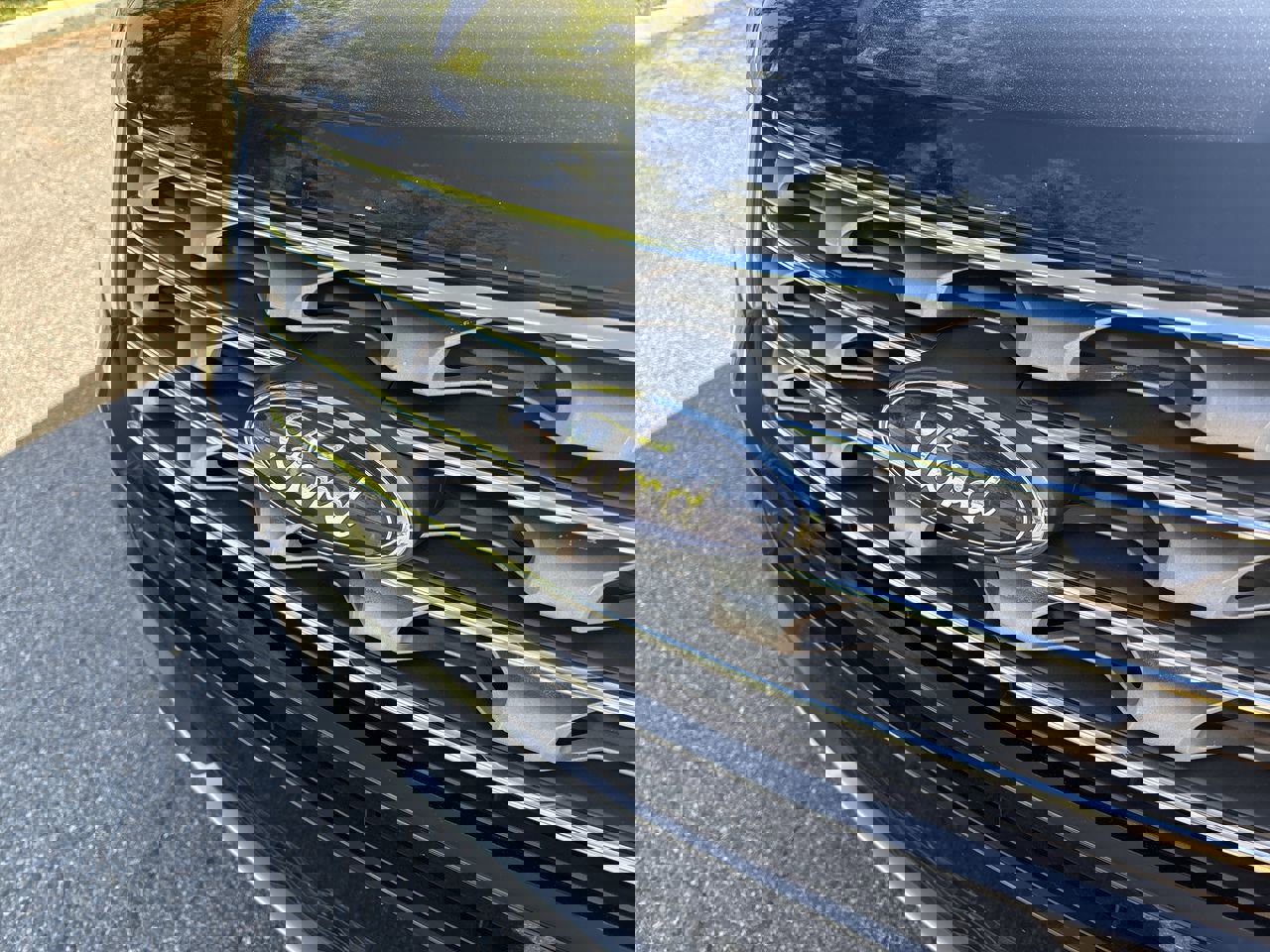 Used 2017 Ford Explorer XLT w/ Equipment Group 201A image 23