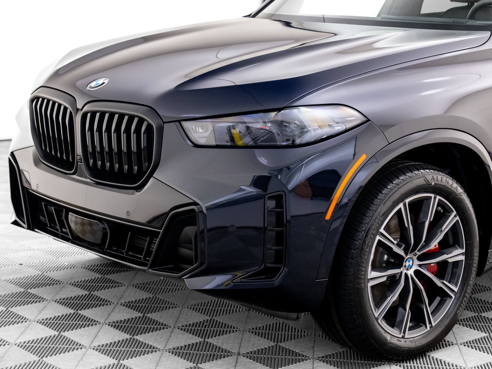 Certified 2026 BMW X5 xDrive40i AWD/4WD image 36