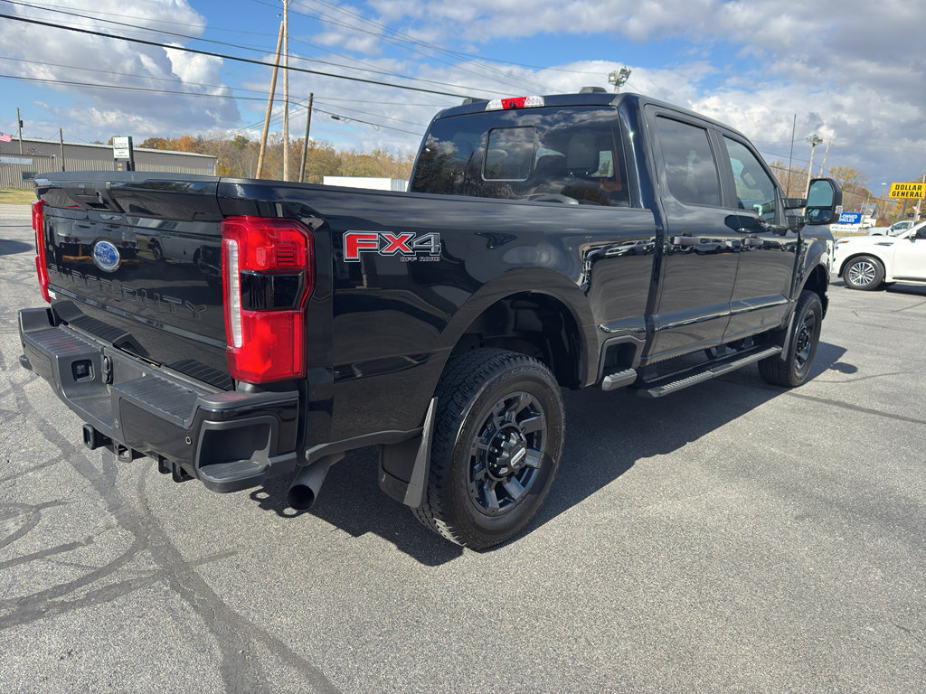 Used 2024 Ford F250 XL w/ STX Appearance Package image 5
