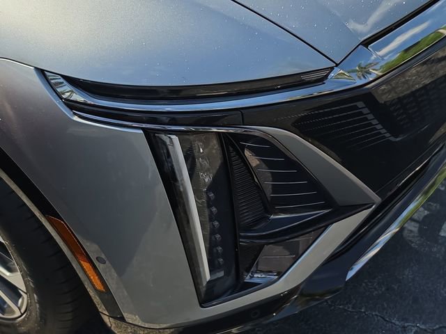Used 2024 Cadillac Lyriq Sport image 5