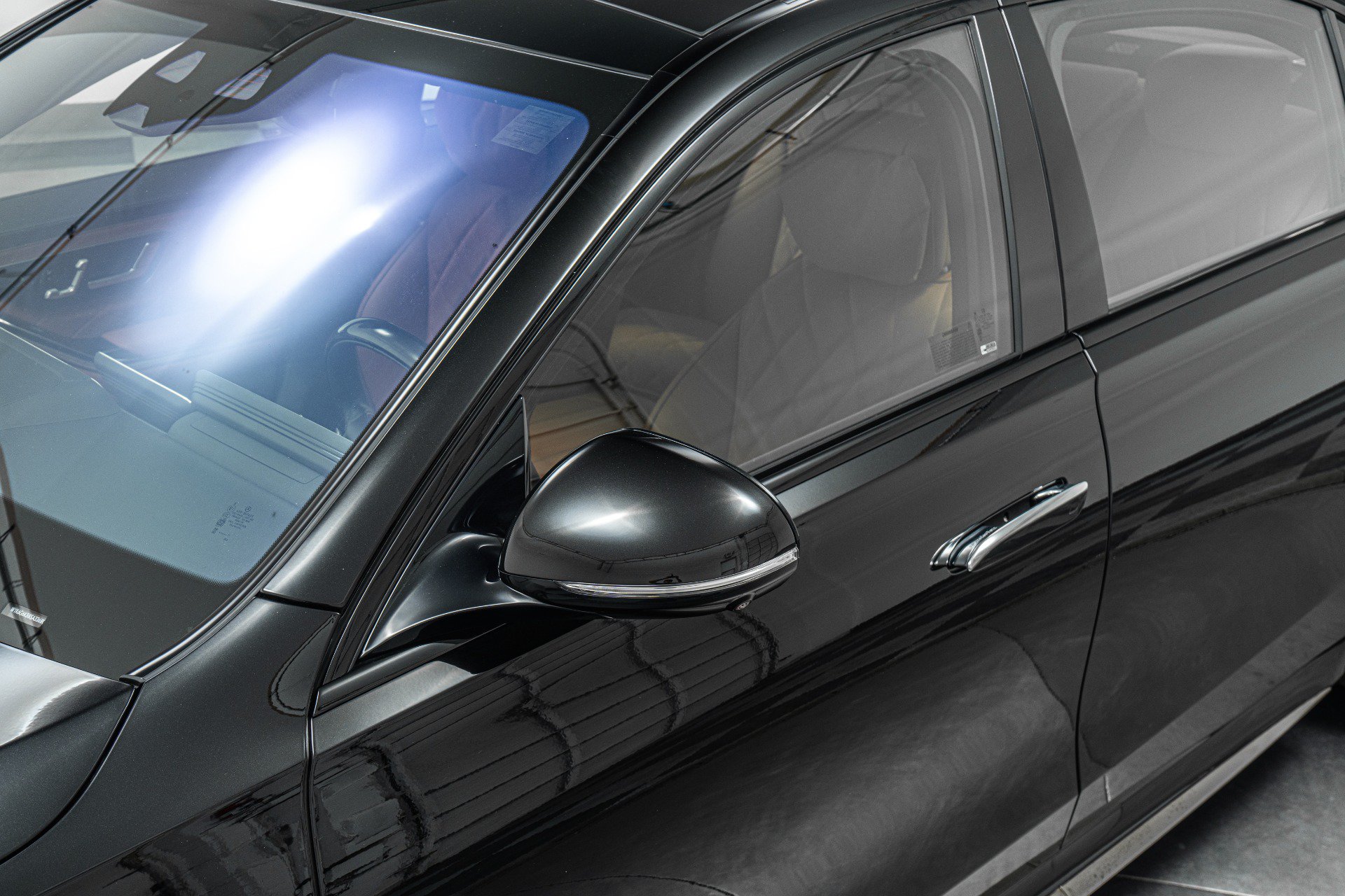 Used 2025 Mercedes-Benz S 580e 4MATIC Sedan image 36
