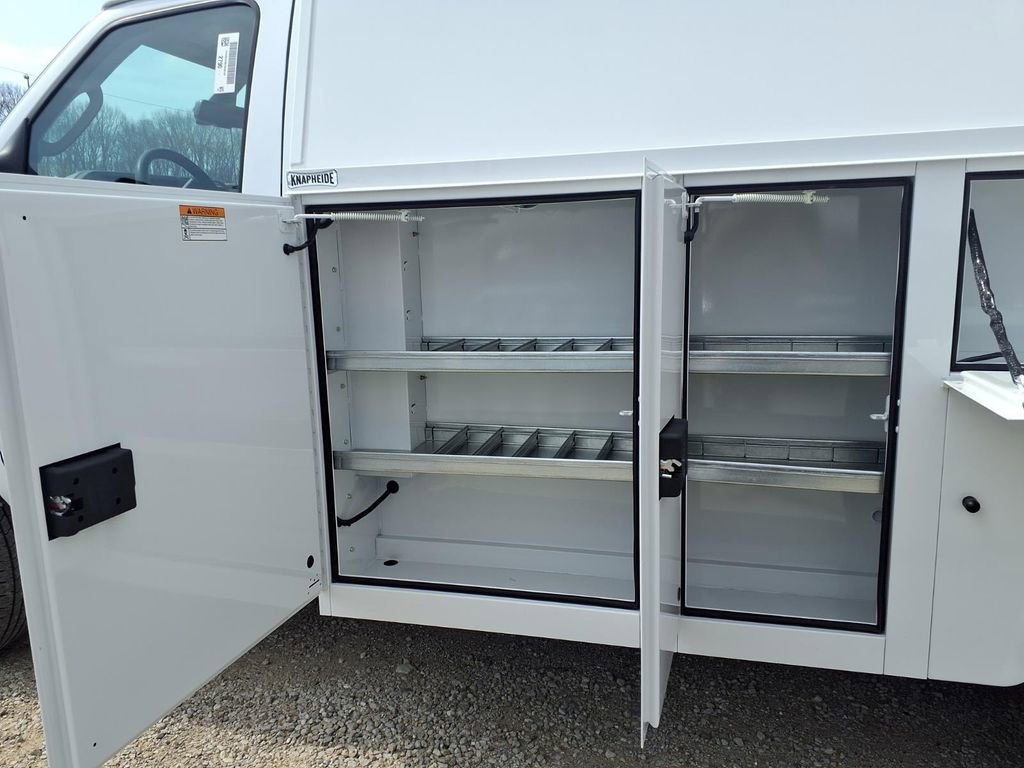 New 2026 Ford E-350 and Econoline 350 Super Duty w/ Power Equipment Group image 3