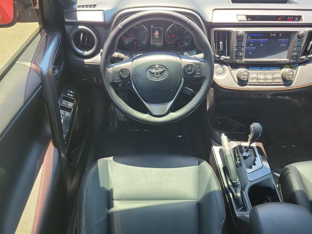 Used 2017 Toyota RAV4 SE FWD image 14