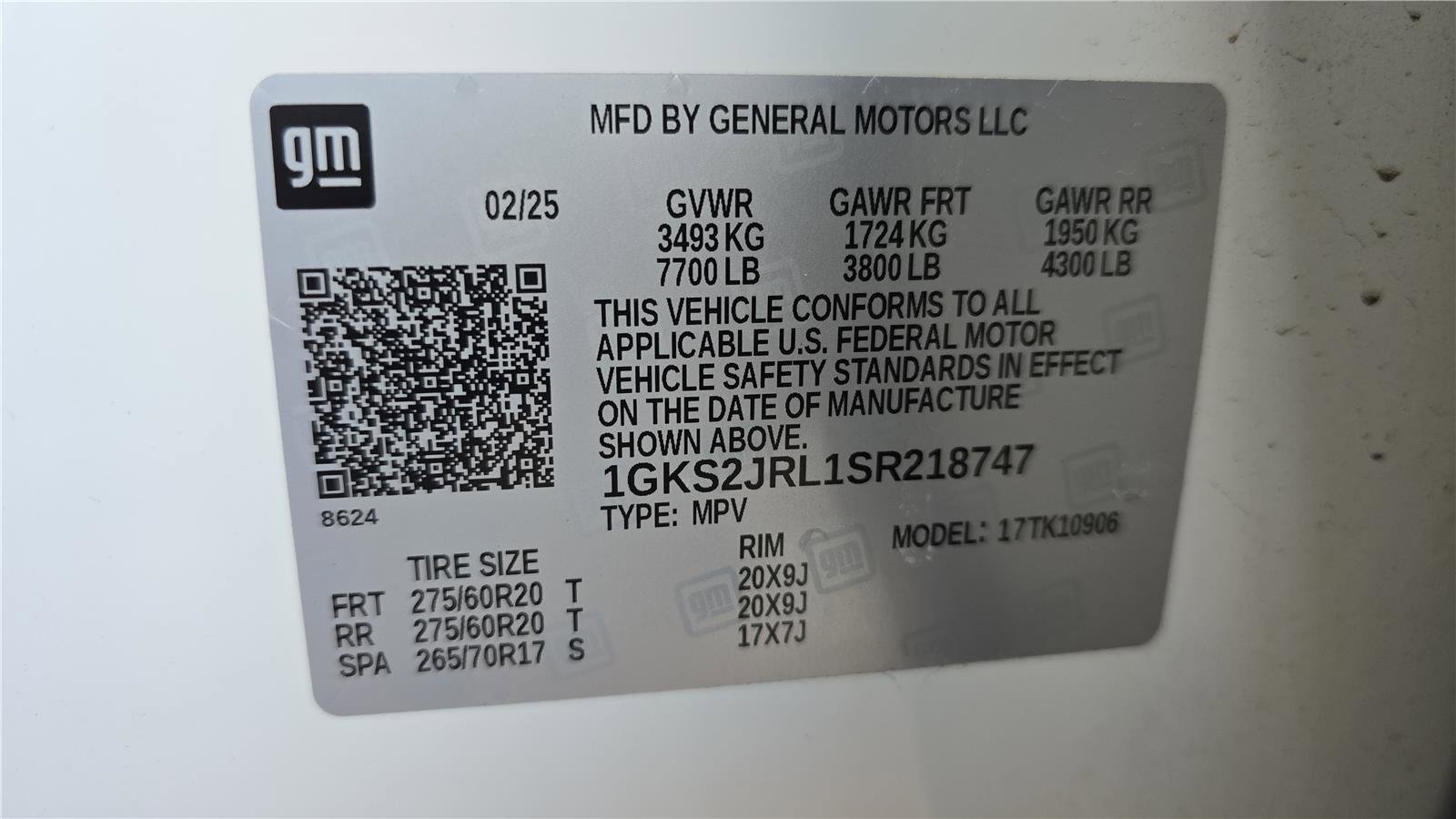 Used 2025 GMC Yukon XL Denali AWD/4WD image 31