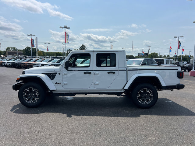 New 2026 Jeep Gladiator Overland AWD/4WD image 4