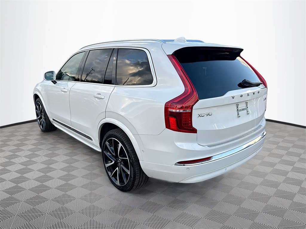 Used 2023 Volvo XC90 B5 Plus w/ Protection Package Premier image 8