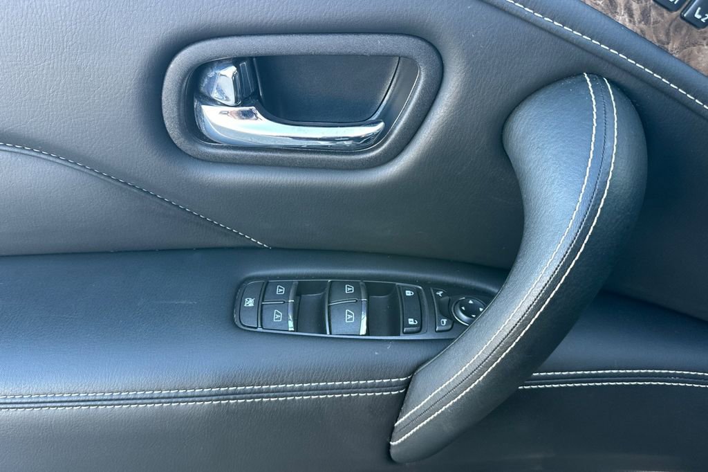 Certified 2024 INFINITI QX80 Premium Select w/ Cargo Package image 10