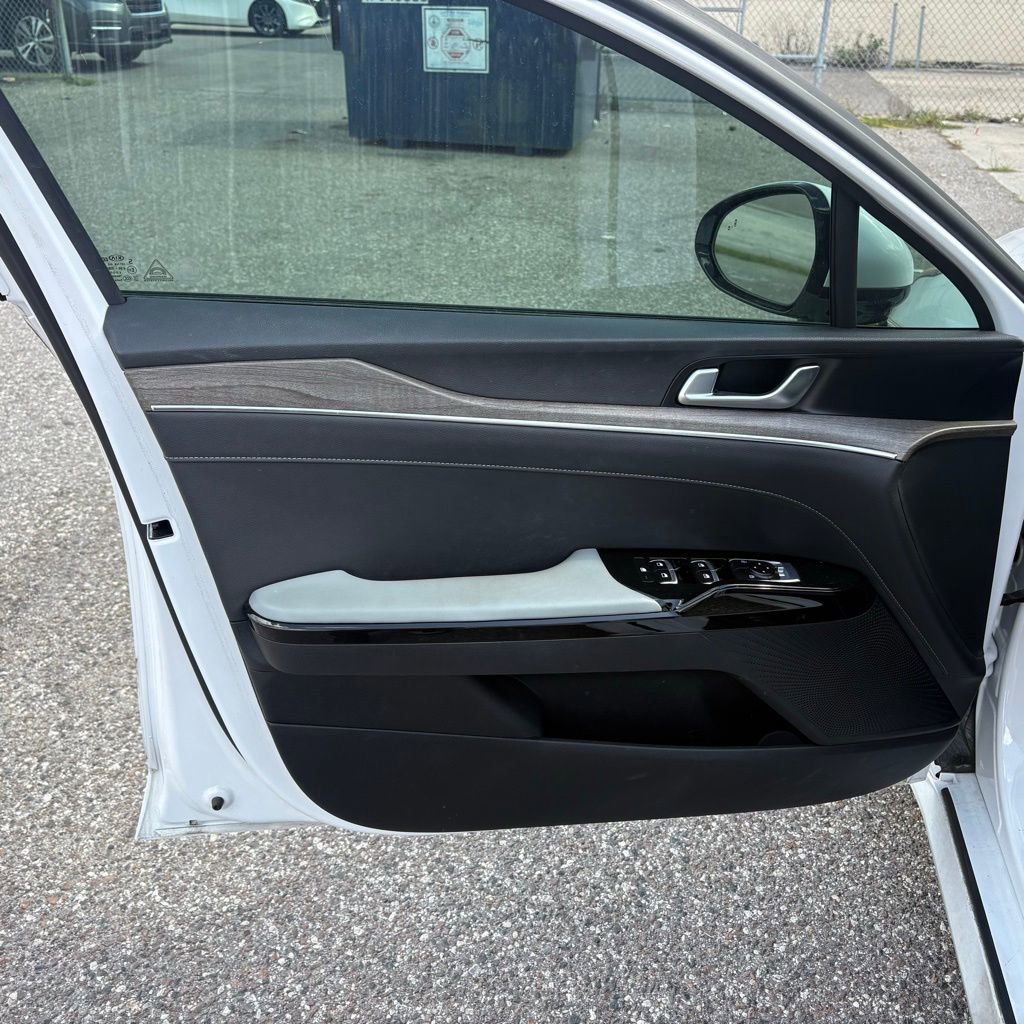 Used 2021 Kia K5 EX image 10