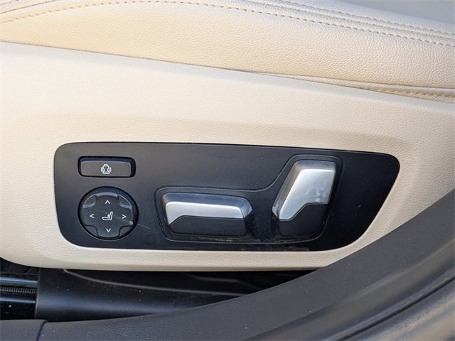 Used 2021 BMW 330e image 20