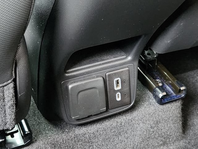 Certified 2021 Chevrolet TrailBlazer RS w/ Technology Package FWD image 20