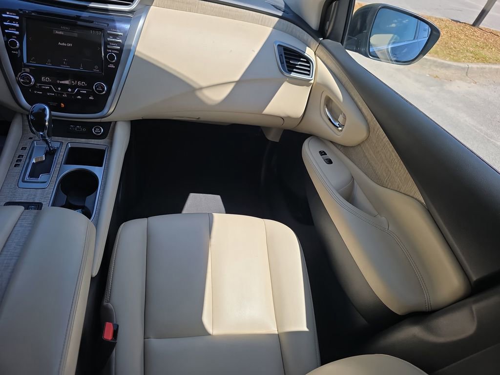 Used 2024 Nissan Murano SV image 17