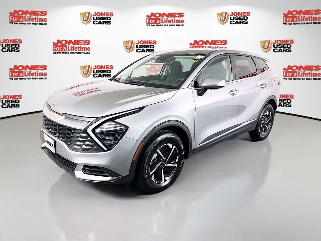 Used 2024 Kia Sportage LX image 12