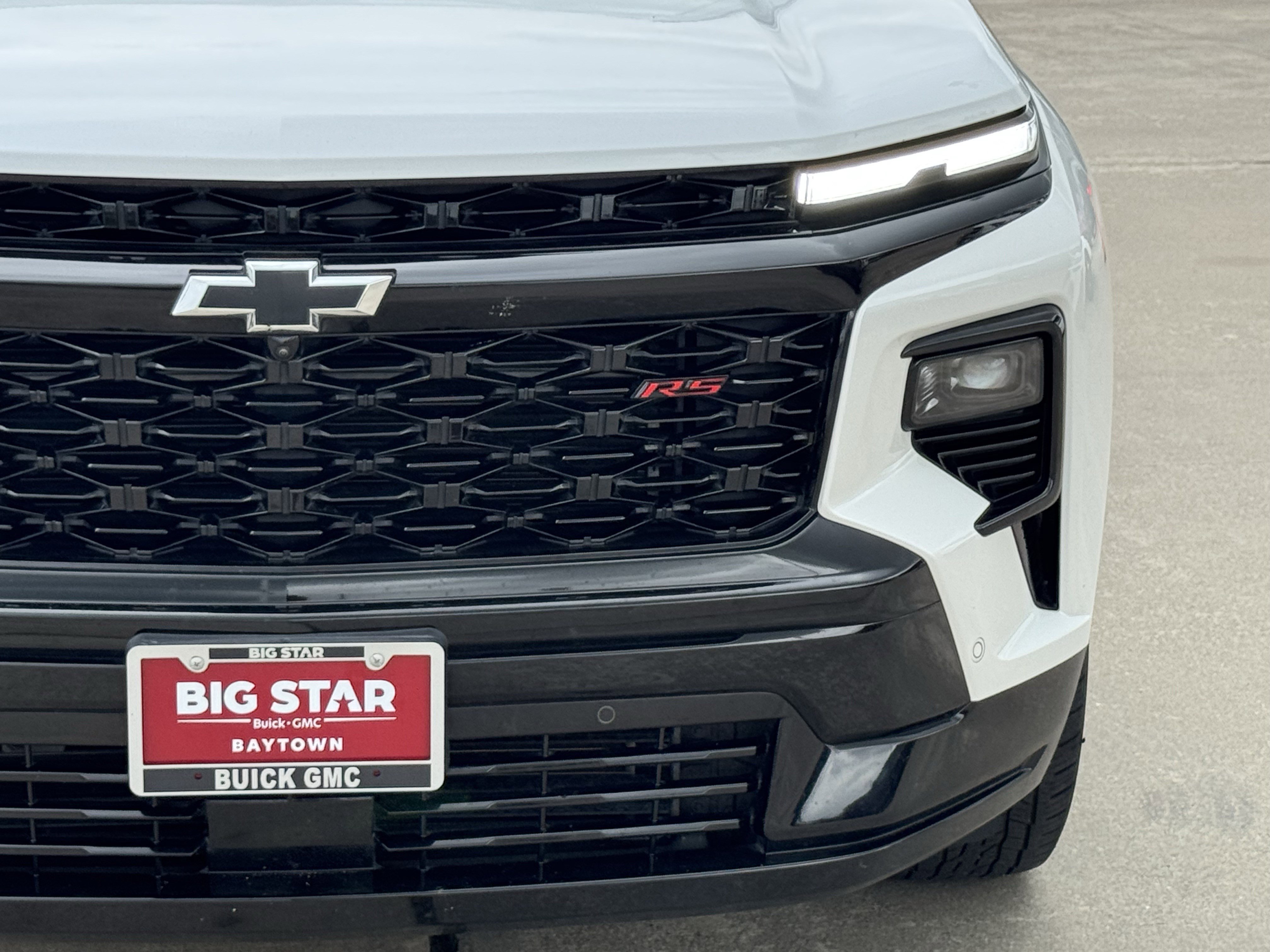 Used 2024 Chevrolet Traverse RS AWD/4WD image 5