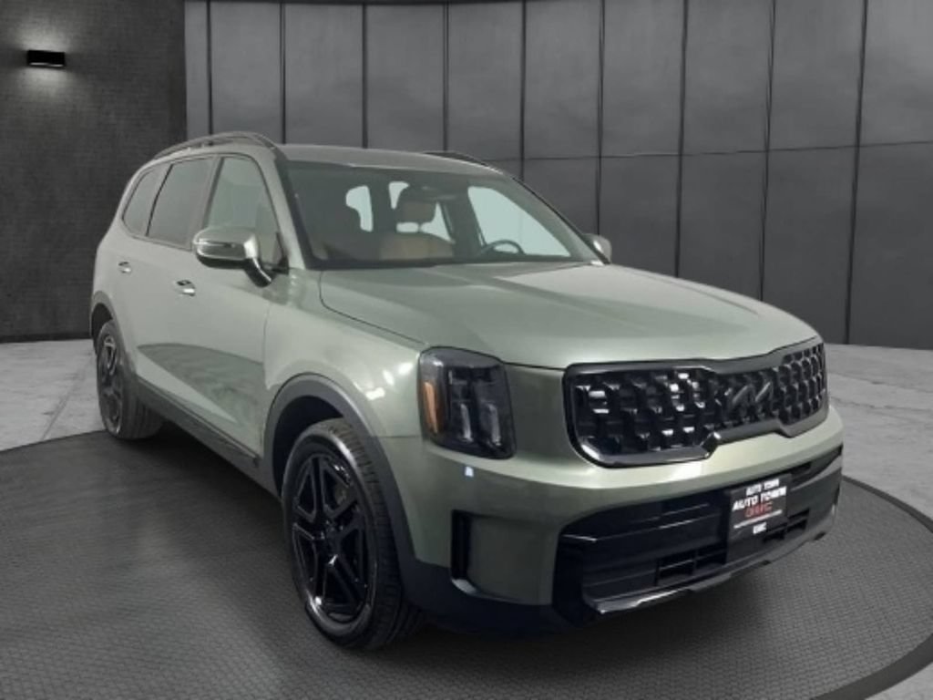 Used 2025 Kia Telluride EX X-Line AWD/4WD image 5