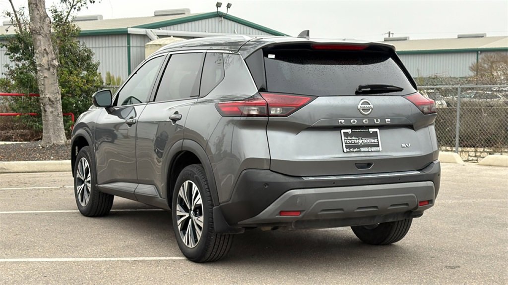 Used 2021 Nissan Rogue SV w/ Premium Package image 9