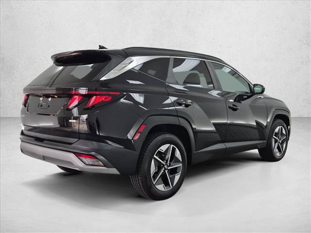 Certified 2025 Hyundai Tucson SEL AWD/4WD image 5