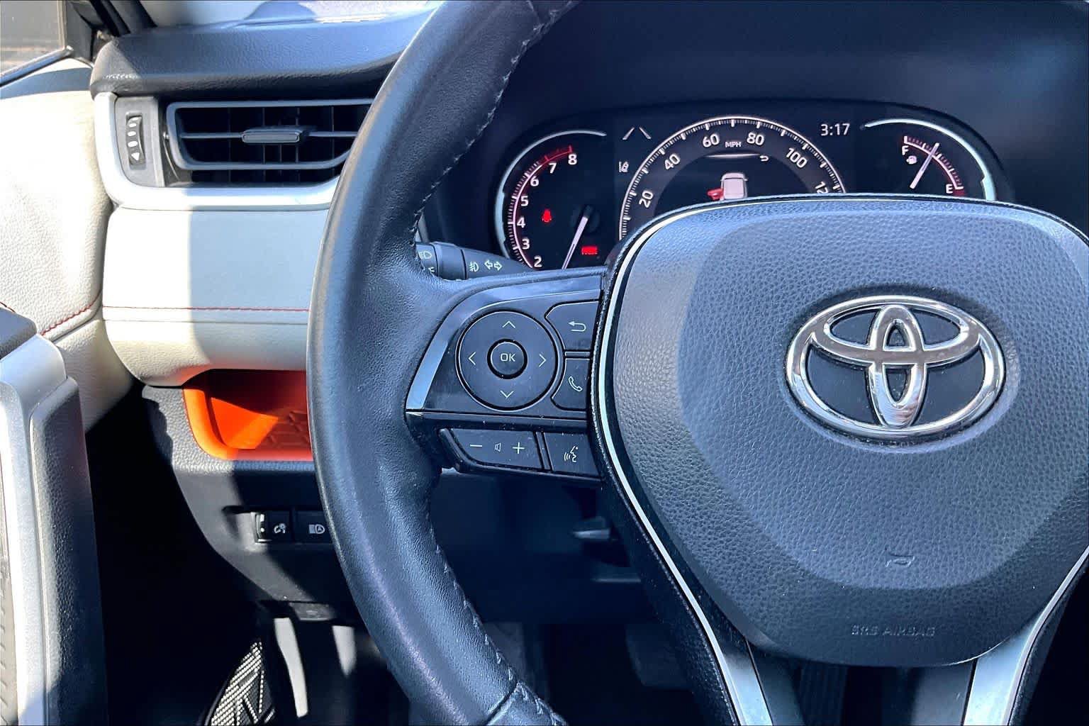 Used 2021 Toyota RAV4 Adventure AWD/4WD image 24