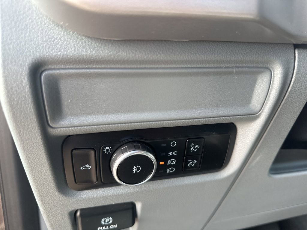 Used 2023 Ford F150 XLT image 9