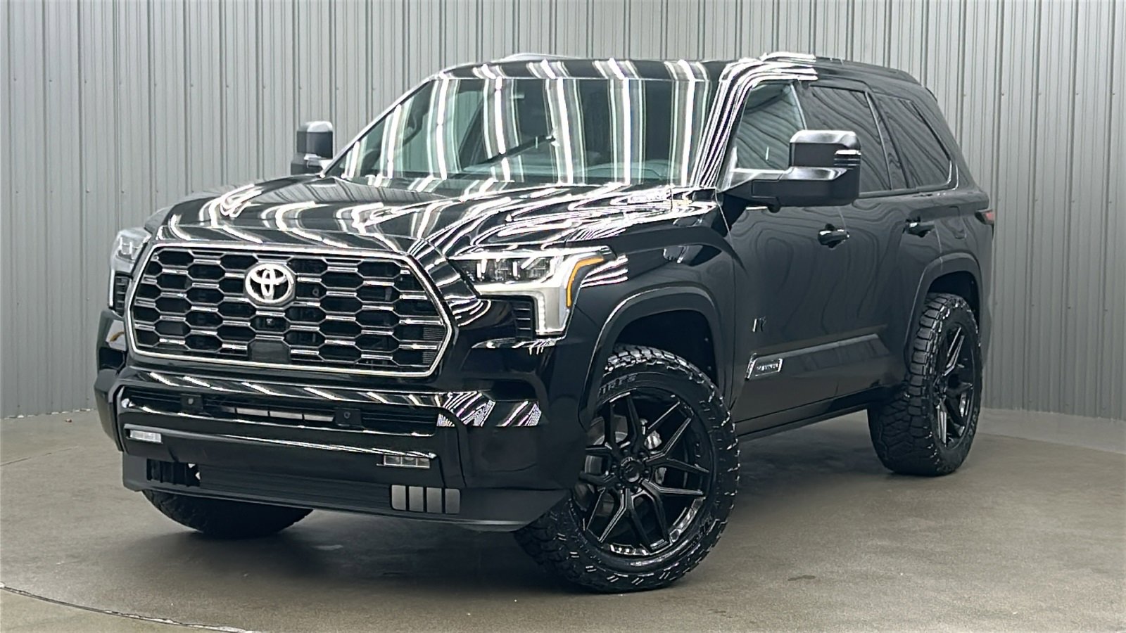 Used 2025 Toyota Sequoia Limited image 1