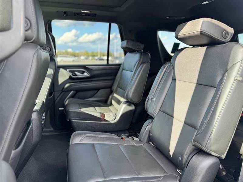 Used 2021 Chevrolet Tahoe Z71 w/ Z71 Signature Package AWD/4WD image 16