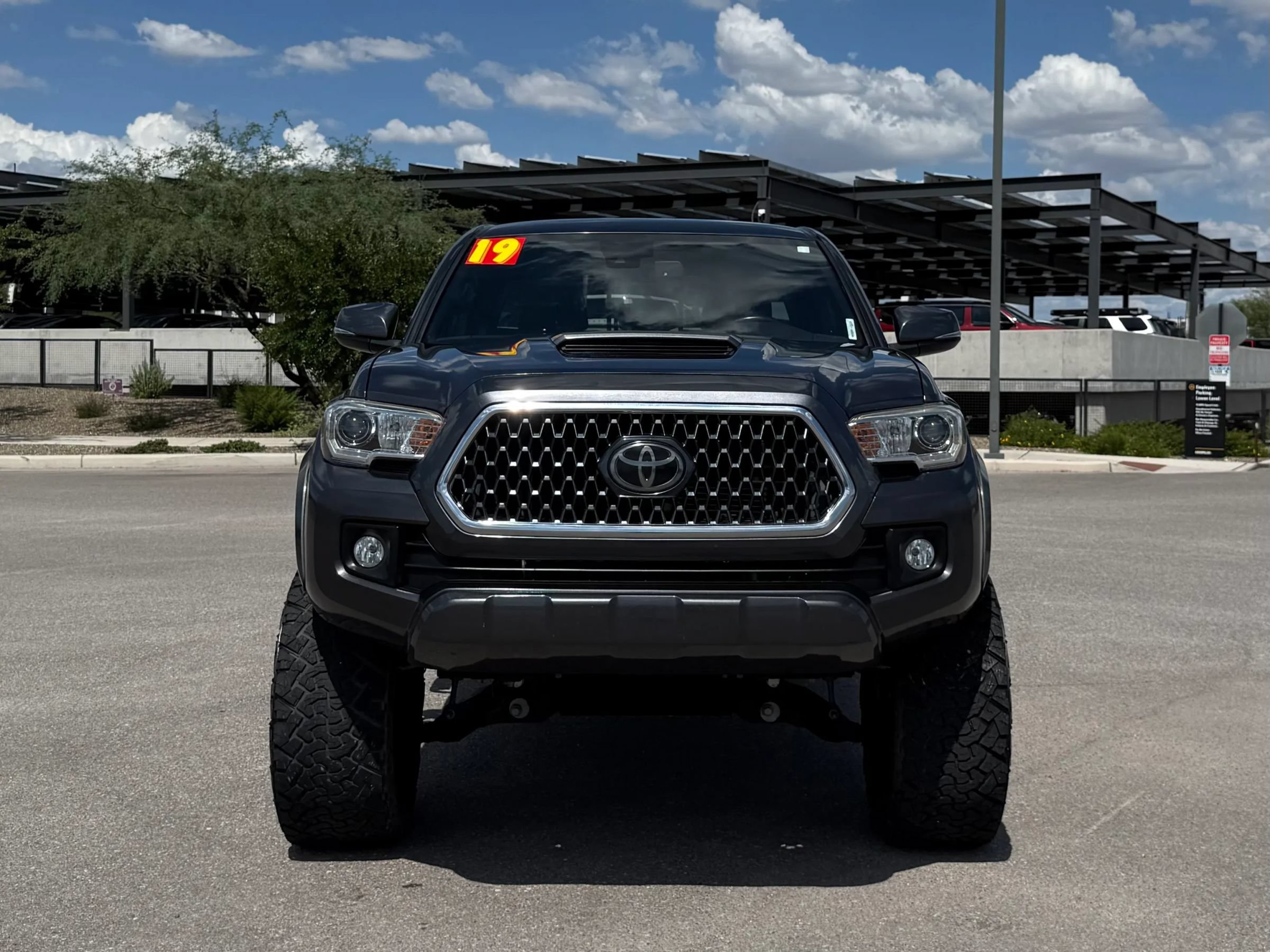 Used 2019 Toyota Tacoma TRD Sport w/ Technology Package RWD image 7