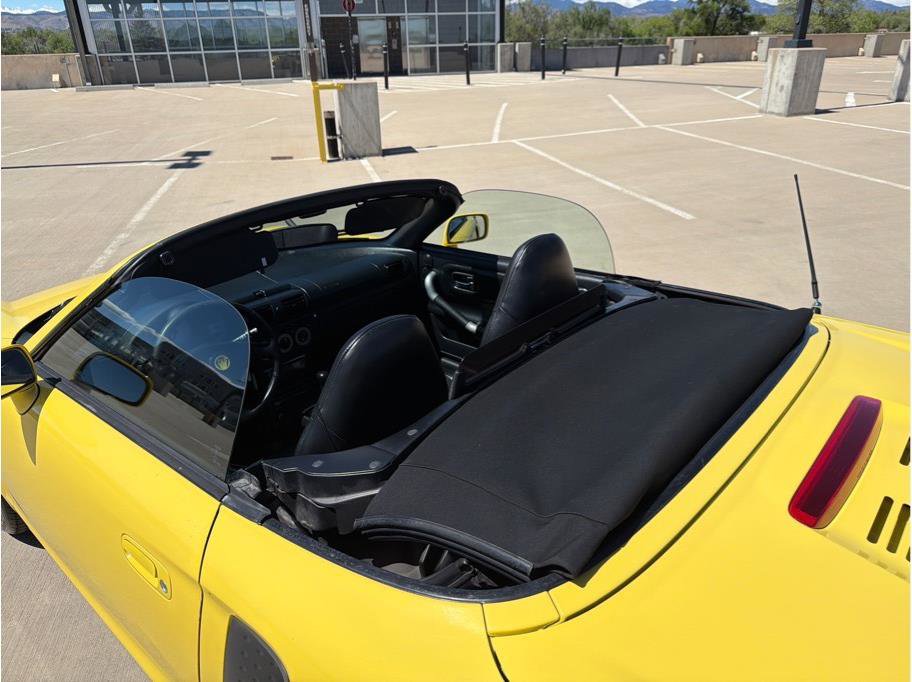 Used 2001 Toyota MR2 image 10