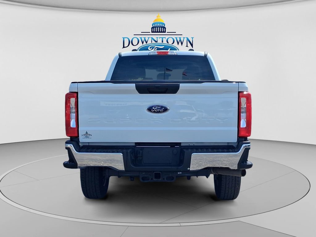 Used 2025 Ford F250 XLT w/ Snow Plow Prep Package AWD/4WD image 4