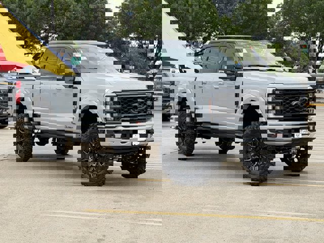 New 2026 Ford F250 Lariat w/ Black Appearance Package AWD/4WD image 1