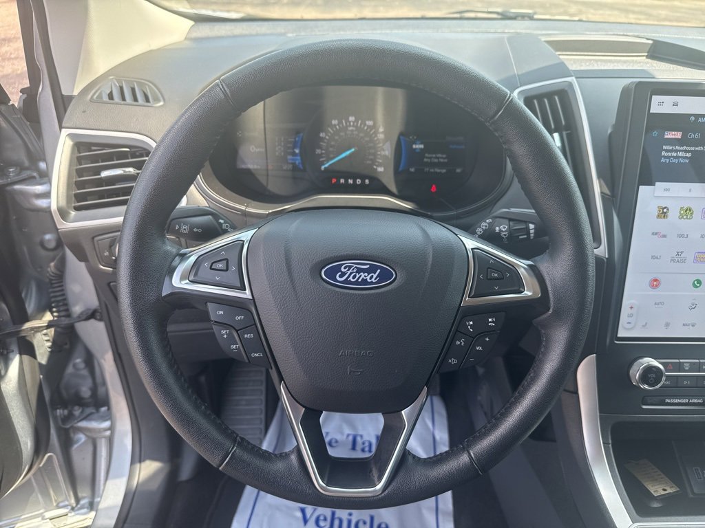 Used 2024 Ford Edge SEL image 3
