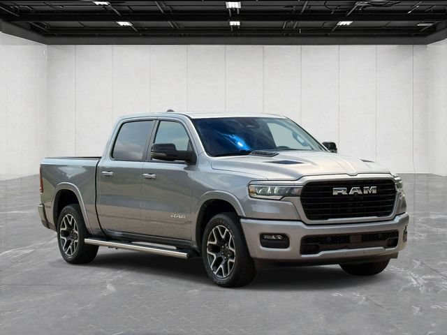 Used 2025 RAM 1500 Laramie w/ Sport Appearance Package AWD/4WD image 7