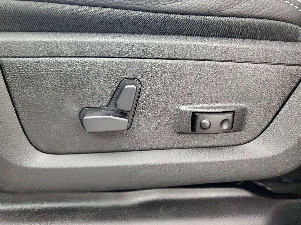 New 2026 RAM 2500 Rebel image 32