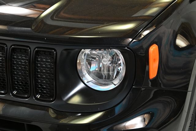 Used 2020 Jeep Renegade Altitude AWD/4WD image 13