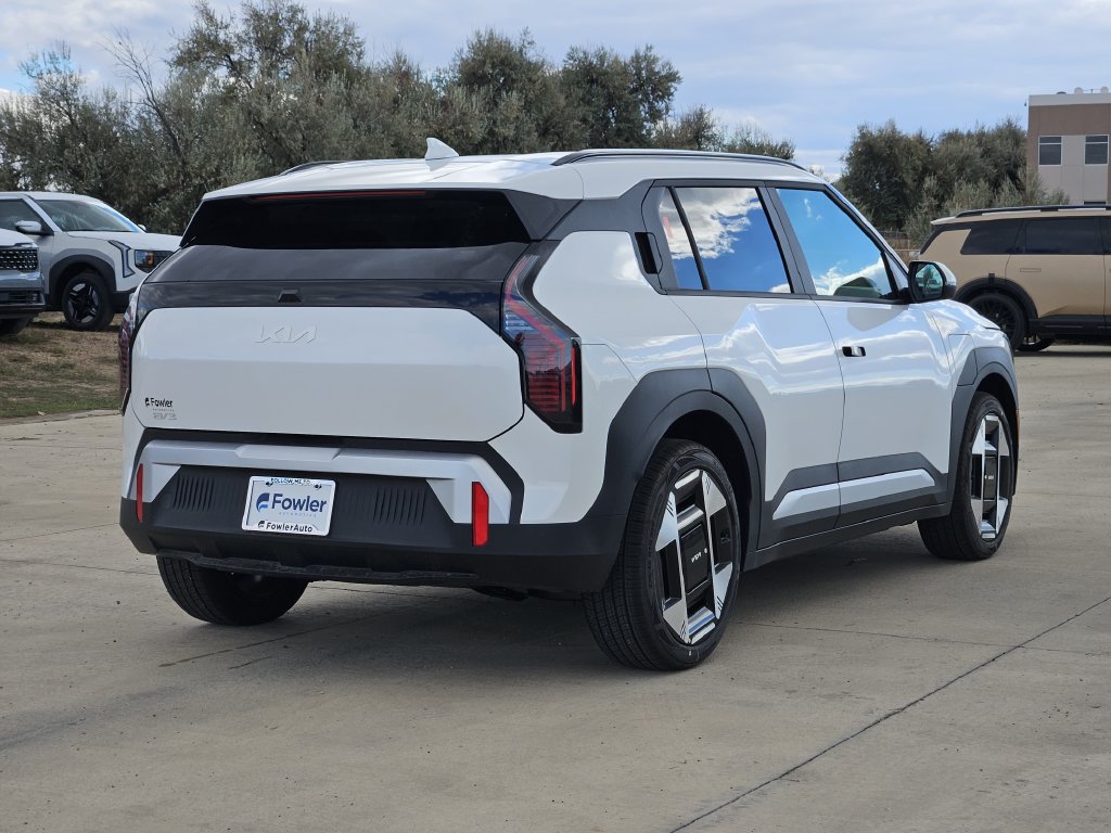 New 2027 Kia EV3 Wind AWD/4WD image 7