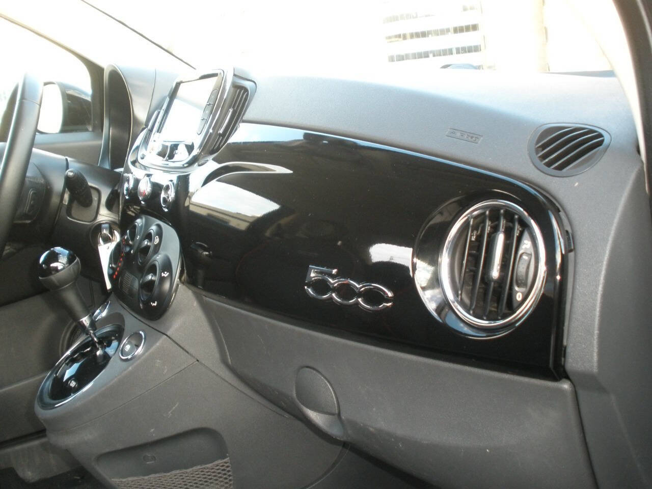 Used 2017 FIAT 500 Pop image 27