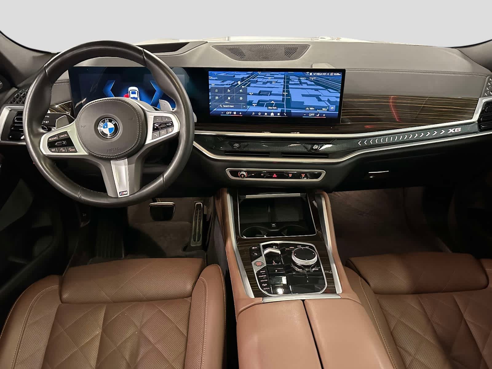Used 2025 BMW X6 xDrive40i w/ Climate Comfort Package AWD/4WD image 17