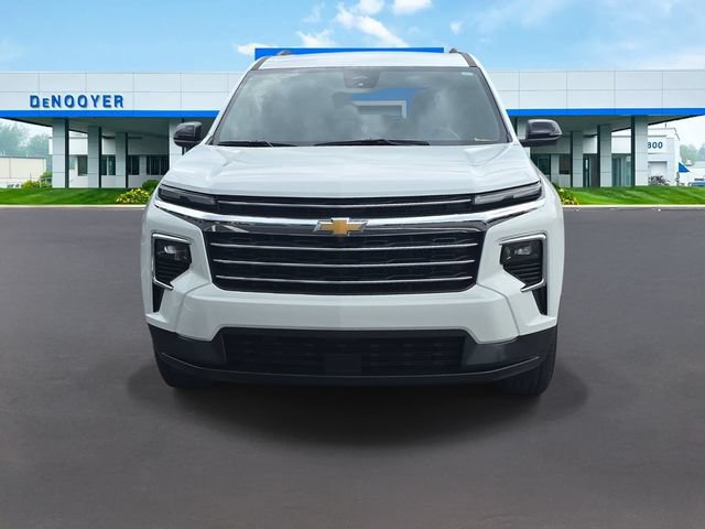 Used 2024 Chevrolet Traverse LT w/ LPO, Floor Liner Package FWD image 3