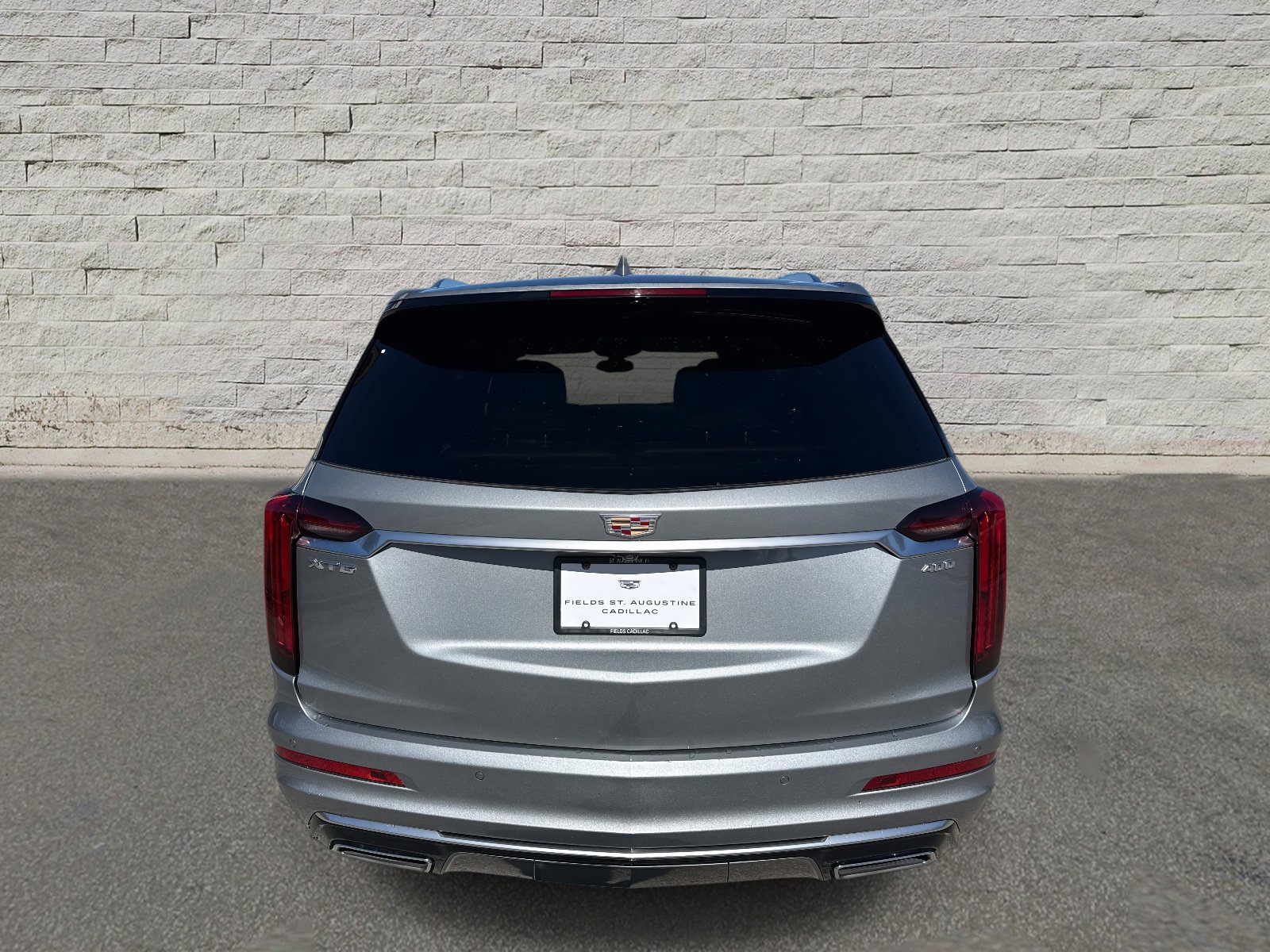 Used 2025 Cadillac XT6 Premium Luxury image 6