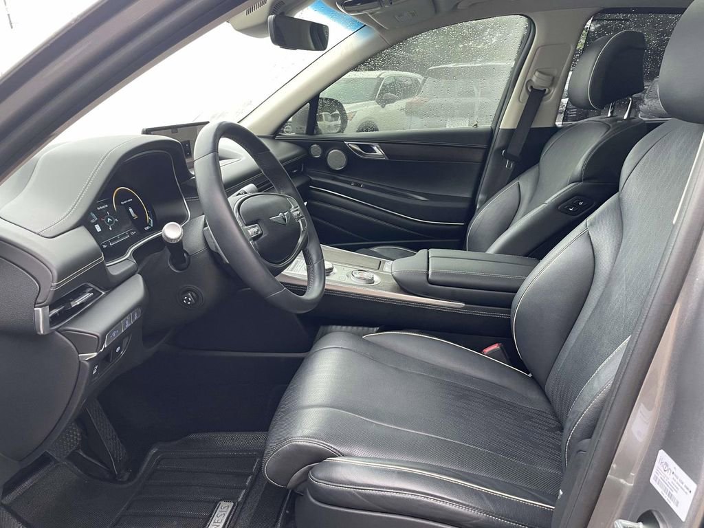 Used 2024 Genesis GV80 2.5T w/ Prestige Package AWD/4WD image 15