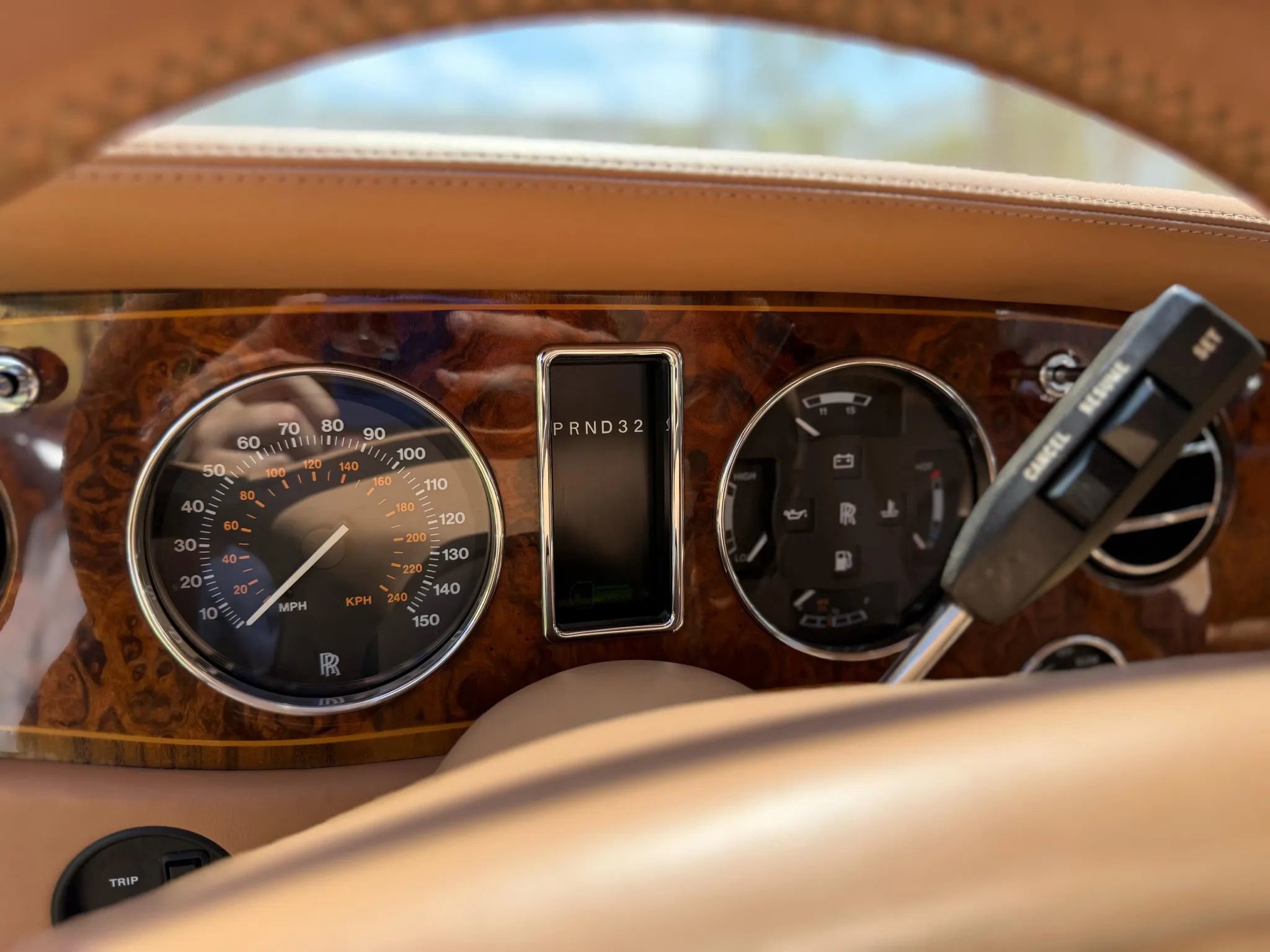 Used 2000 Rolls-Royce Corniche RWD image 17