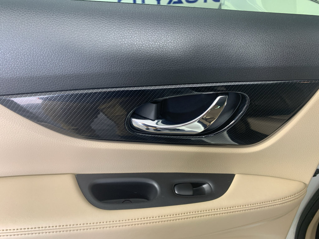 Used 2018 Nissan Rogue SL w/ Premium Package FWD image 31