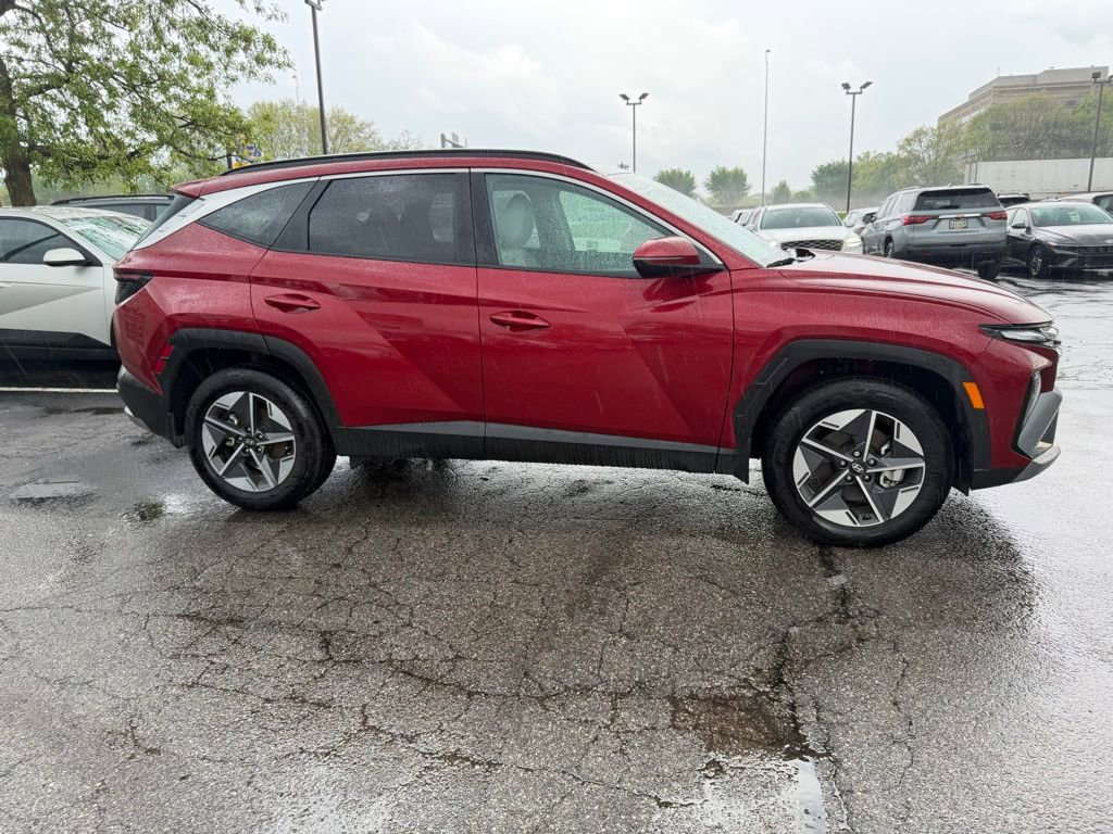 Used 2025 Hyundai Tucson SEL AWD/4WD image 3