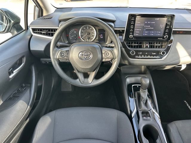 Used 2021 Toyota Corolla LE image 10