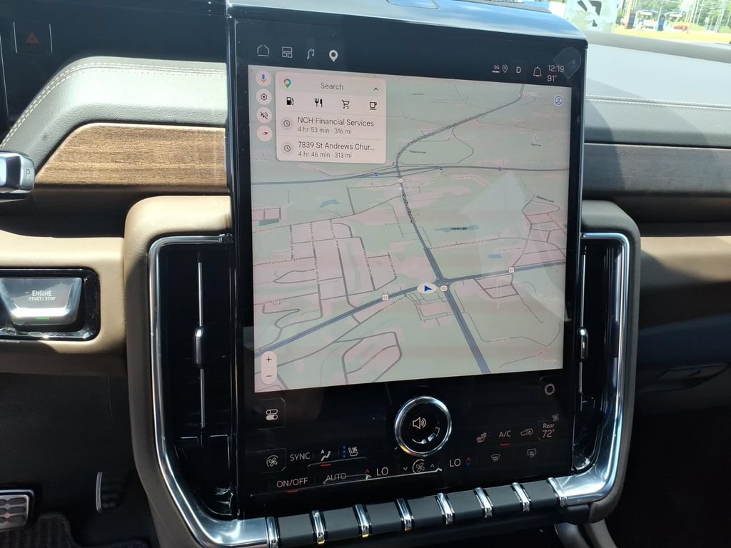 Used 2025 GMC Yukon Denali Ultimate AWD/4WD image 28