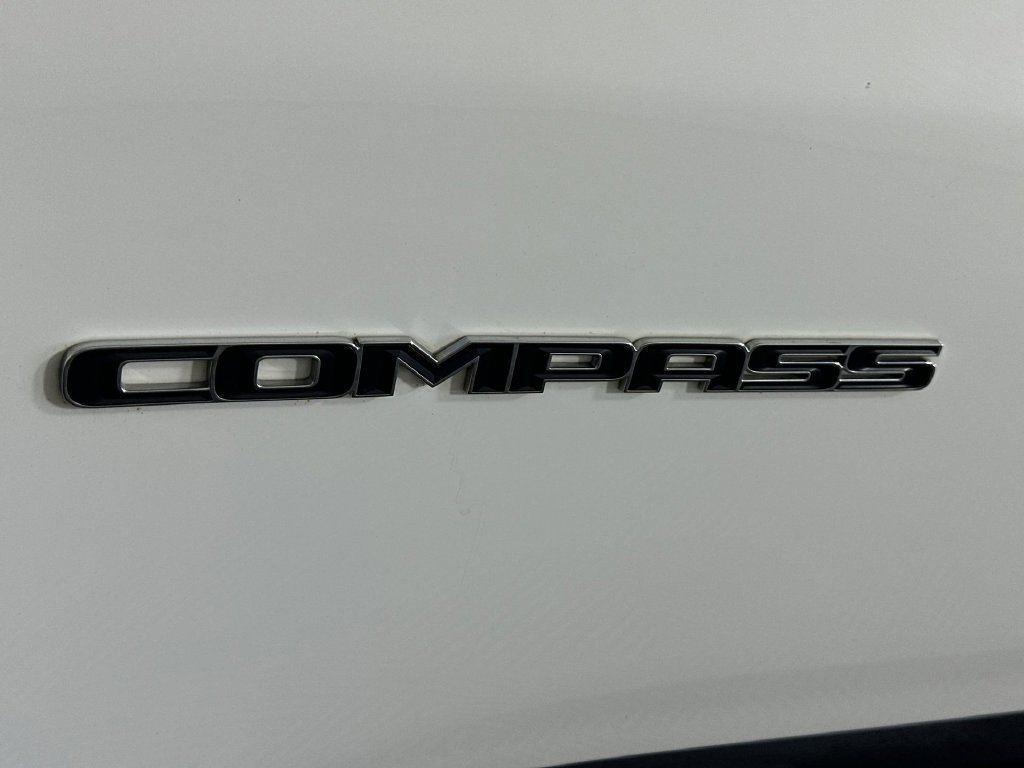 Used 2019 Jeep Compass Limited AWD/4WD image 33