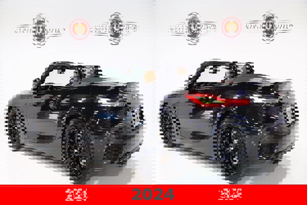 Used 2024 BMW Z4 M40i w/ Premium Package image 4