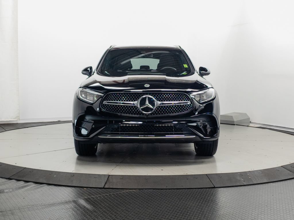 Used 2025 Mercedes-Benz GLC 350e 4MATIC video 2