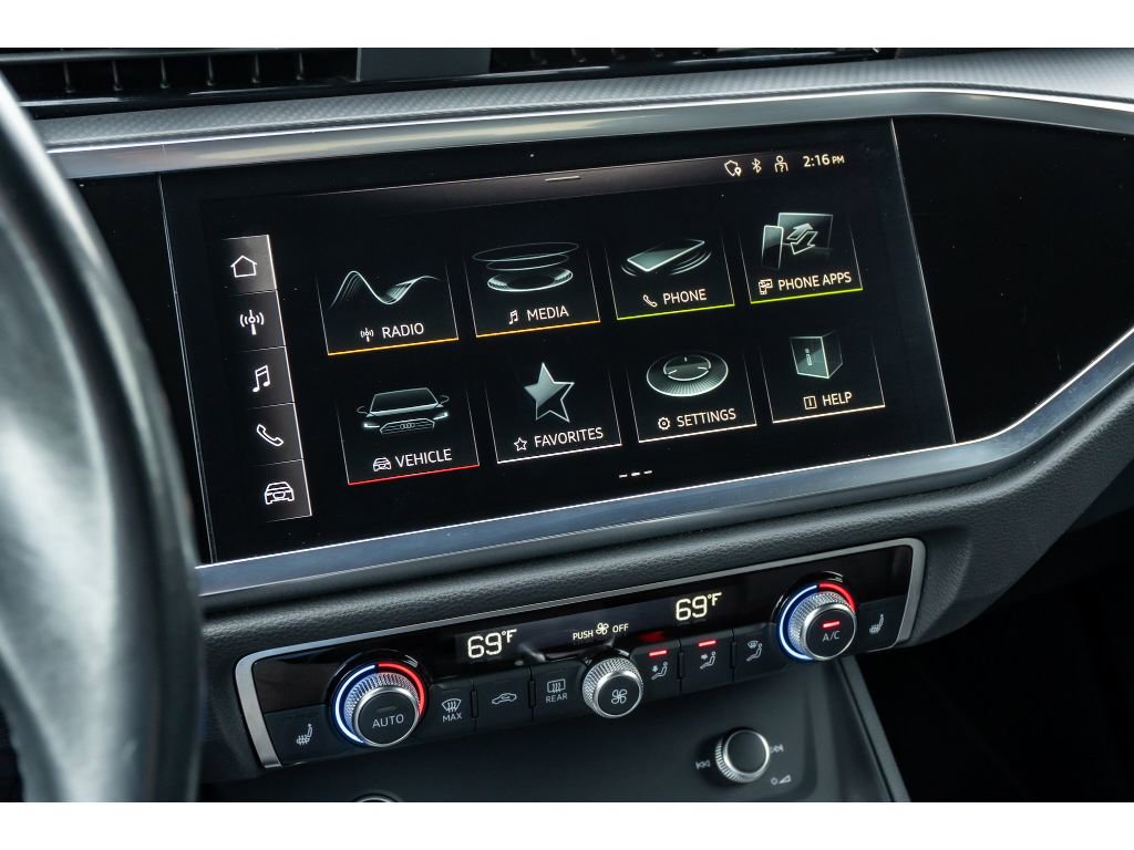 Used 2024 Audi Q3 2.0T Premium image 21