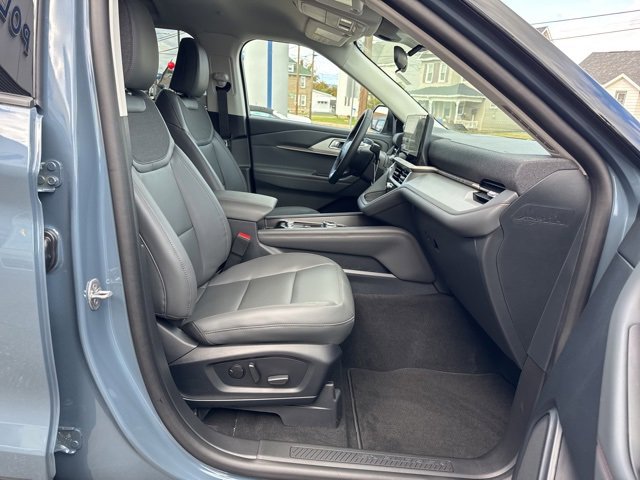 New 2026 Ford Explorer Active image 35
